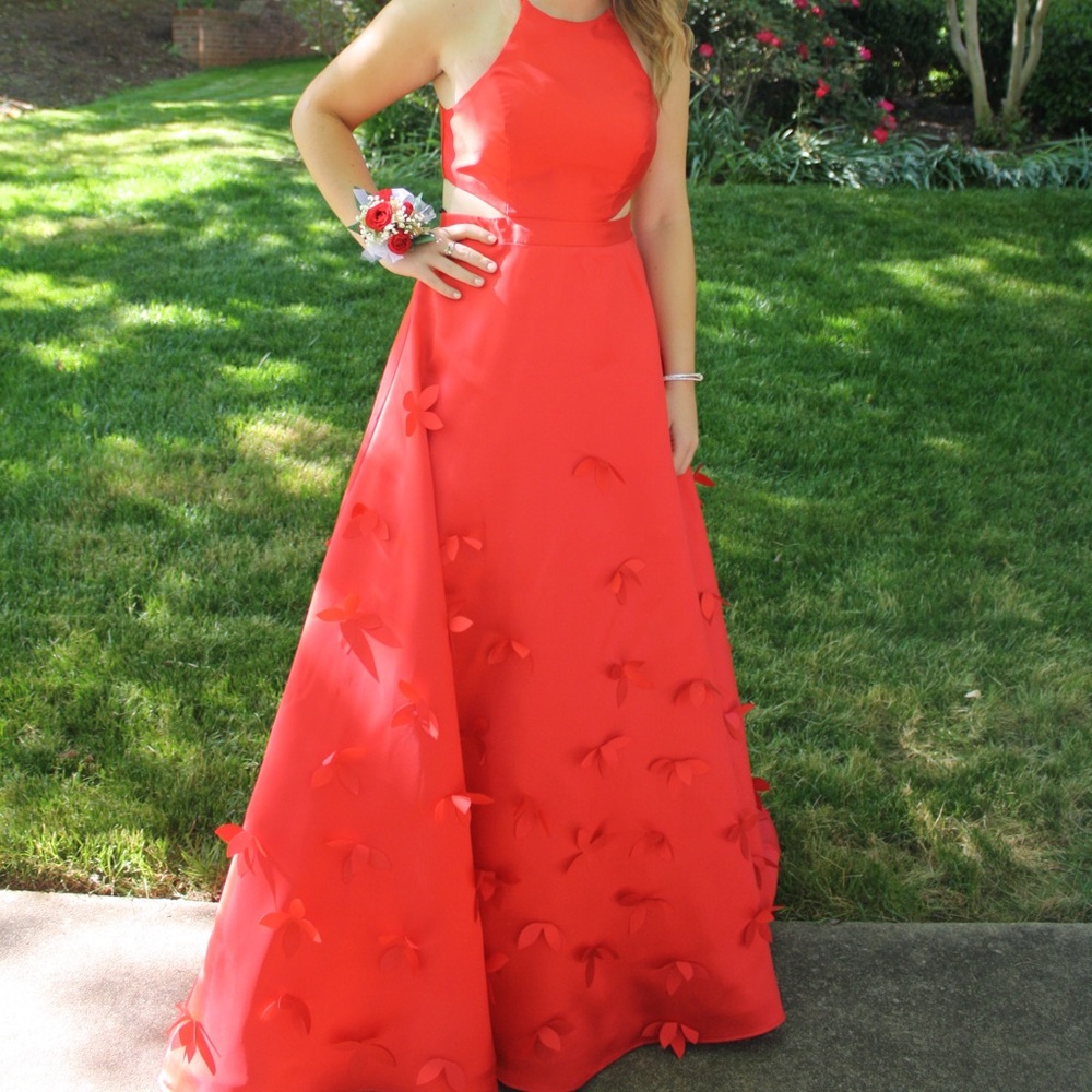 Prom dress